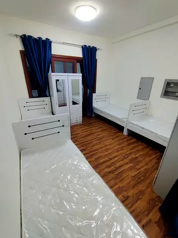 Assalamu allaikum wa Rahamathullahi wa barakathuhu ☝️ Executive Bed space Rent for Male @ warsan 4