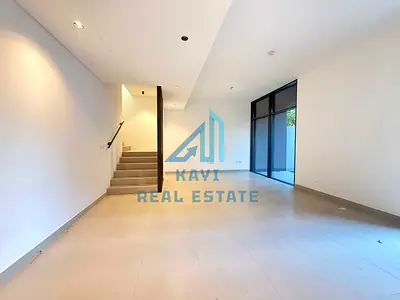 4 BEDROOM TOWNHOUSE IN GATED COMMUNITY