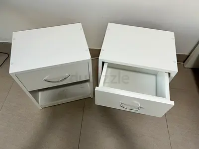 2 bedside table