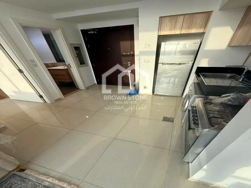 SAMI FURNISHED | MIDDLE FLOOR | 12 CHEQUES