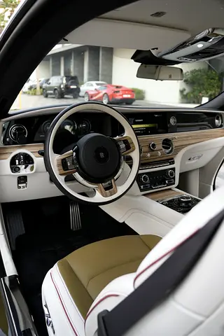 2024 ROLLS-ROYCE SPECTRE 照片 4