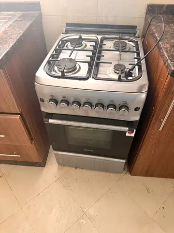 Gas stove