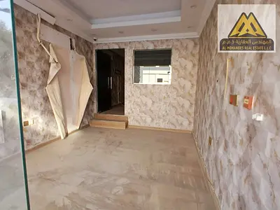 Commercial shop / Sheikh Ammar Street
