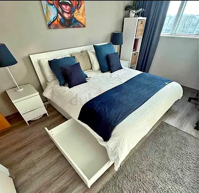 Ikea malm king size bed with matttess