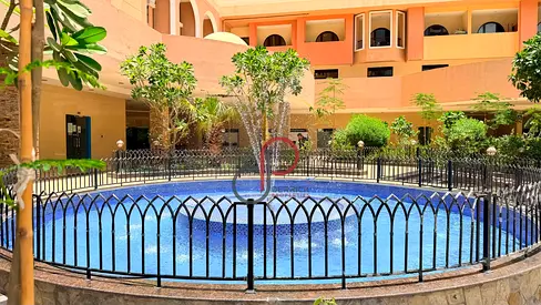 استوديو بأسعار معقولة | سيليكون جيتس 1 | حمام السباحة ومنطقة اللعب