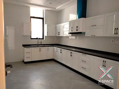 BIG SPACIOUS BRAND NEW VILLA WITH BURJ KHALIFA VIEW