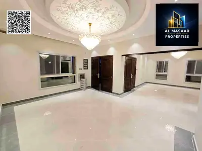 Villa for sale, very distinctive classic design, opposite a park and close to all services and publ