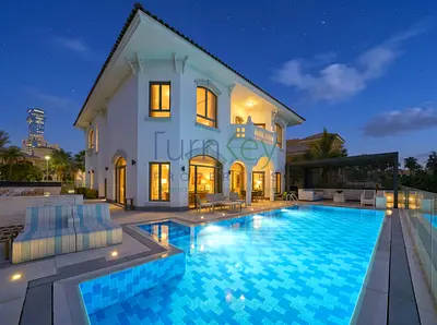 FULLY RENOVATED 5 BR I EXTENDED PLOT I FURNISHED