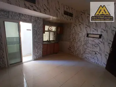 جمل  الشقق | مساحة كبيرة| موقع حيوي | اطلالة مفتوحة | قريب من جميع الخدمات| بلكونة | صيانة دورية على المالك | تكييف سبليت