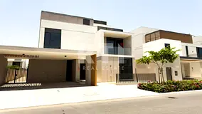 Brand New |Ready To Move In | Close To Amenities