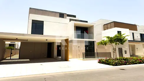 Brand New |Ready To Move In | Close To Amenities