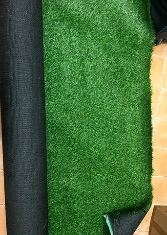Brand new artificial grass 2.5m x 3m