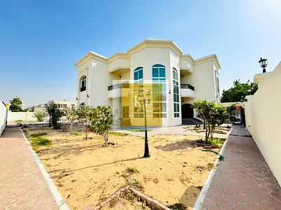 Huge Plot!!! Stunning 4 BR Ensuite!! Maid & Driver Room!! Garden!!