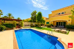 Perfect Garden I Private Location I Genuine
