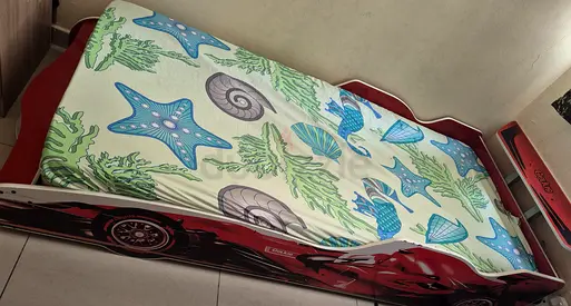 Race theme bed with mattresses