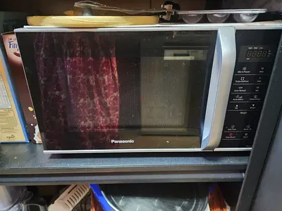 Panasonic Countertop Microwave - Good Working Condition