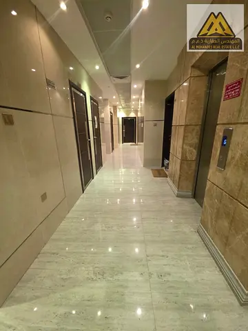 مساحة كبيرة وتشطيب ممتاز غرفتان وصالة واسعة. مساحة كبيرة. خزائن مدمجة بالحائط.