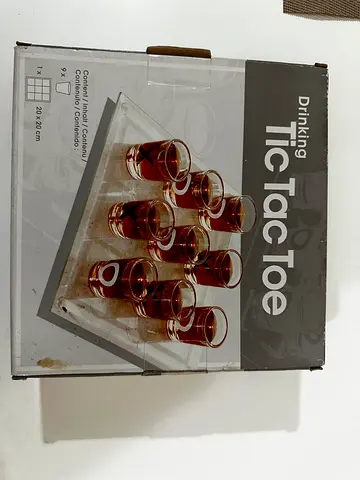 Tic tac toe game shot glasses