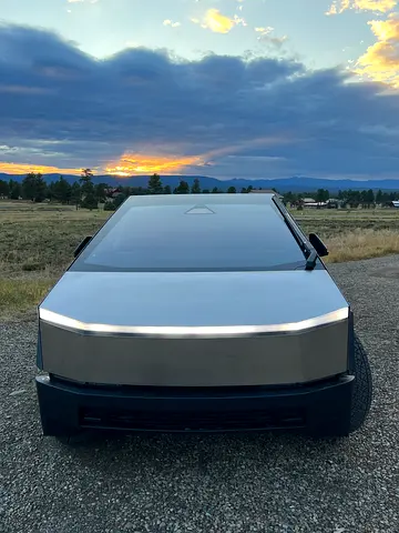 صورة 3 لـ 2024 Tesla CYBERTRUCK
