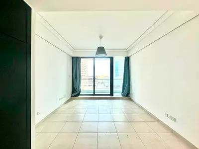 Studio Apartment | JLT | Balcony | Multiple Views