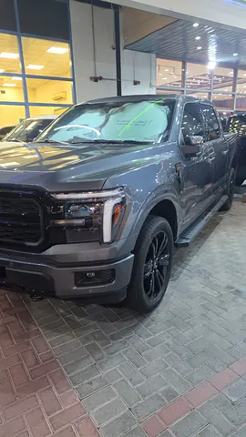 Ford F-150 Lariat 2025 GCC Specs