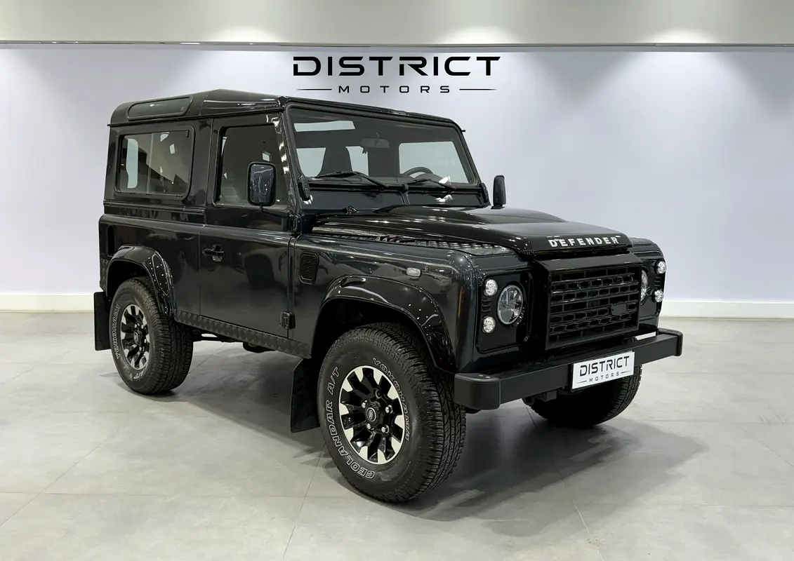 Land Rover Defender 2014 — photo 1 of 13