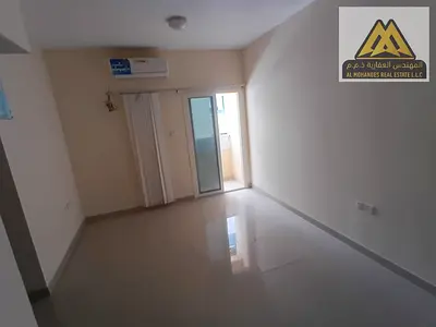 Excellent location | Excellent price | Vibrant area | Close to all amenities | Regular maintenance included | Open view