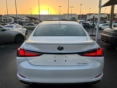2020 Lexus ES-SERIES 缩略图 8