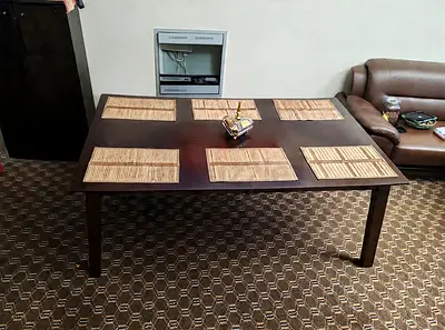 Free Dinning table