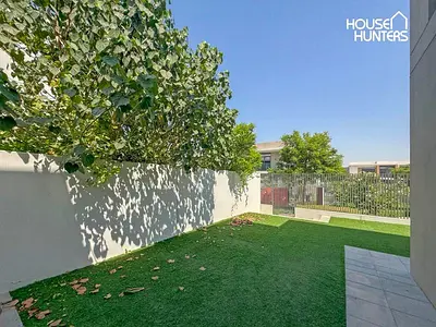 Corner unit | Vacant and Ready for Move-In