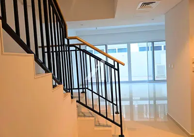 Stunning 4 Bed | Spacious Layout | Camelia