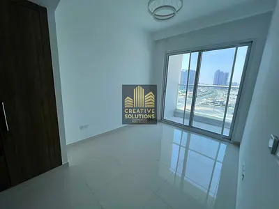 1 BEDROOM WITH BALONY READY TO MOVE FOR FAMILY