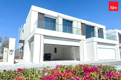 District One | Community Views | C Villas