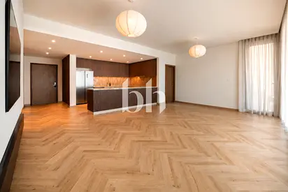 Unfurnished | Upgraded | Marina View