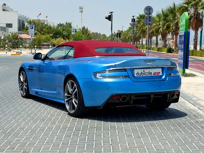 2011 Aston Martin DBS 照片 8