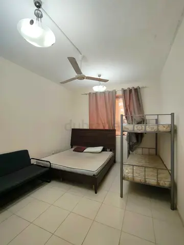 Room for Rent in King Faisal Street