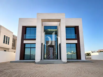 Exceptional Corner Villa | Private Pool | Elevator