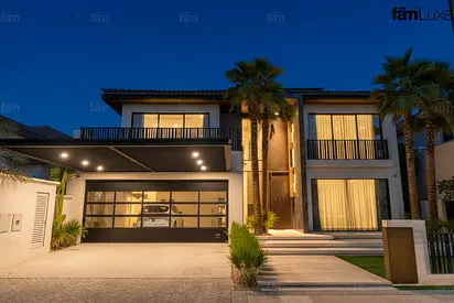 Luxury|Private Pool| Beach Access |Fully Furnished