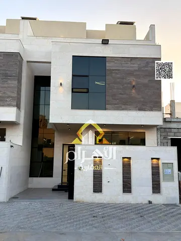 شامل رسوم التسجيل _المالك مباشر _تملك حر للبيع في موقع متميز، بتشطيبات فاخرة.