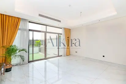 Single Row | Spacious 3BR + Maid | Private Garden