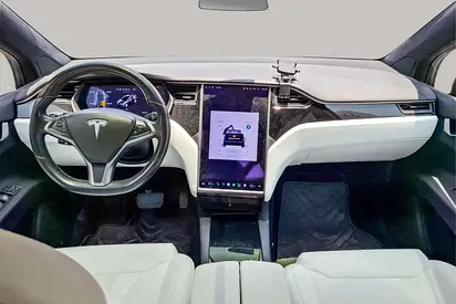 2019 Tesla MODEL X — фото 9