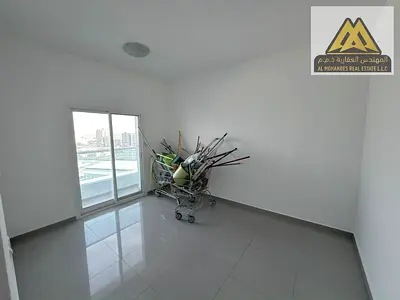 Excellent location | Excellent price | Vibrant area | Close to all amenities | Regular maintenance included | Open view