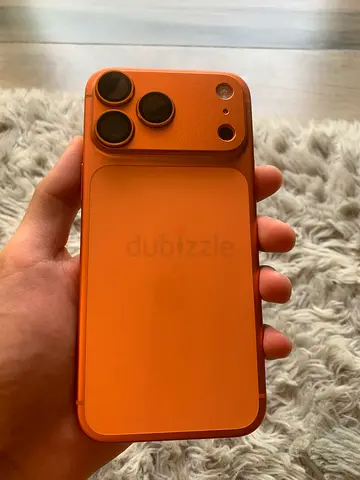 iPhone 17 Pro Max Orange , AppleCare+ ,256 GB Middle East , 100% Battery Health , Box 📦