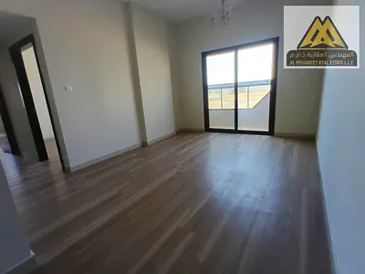 بلكونه ب اطلاله مفتوحه *مساحه كبيره * سعر خيال * صيانه فري * تكيف مركزي * تسهيل ف الدفعات