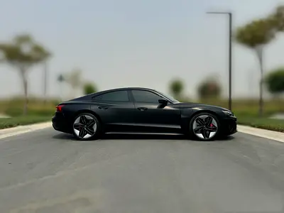 2023 AUDI RS E-TRON GT 照片 3