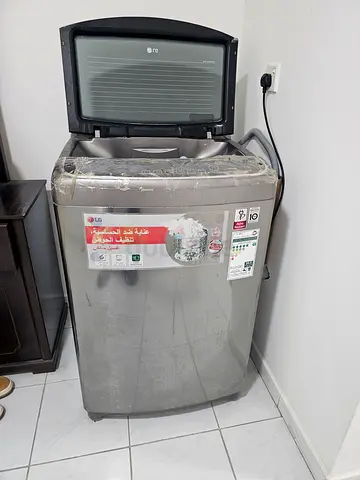 LG washing machine 12 kg inverter in excellent condition