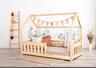 Solid Wood Baby Crib - Natural Finish, Convertible