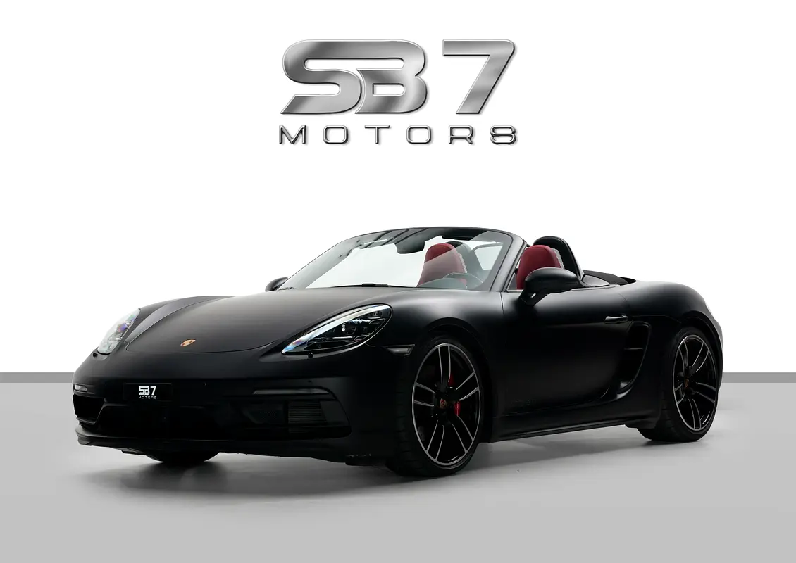 Porsche Boxster 2025 — photo 1 of 13