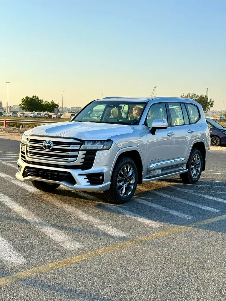 Toyota Land Cruiser 2026 — photo 1 of 20