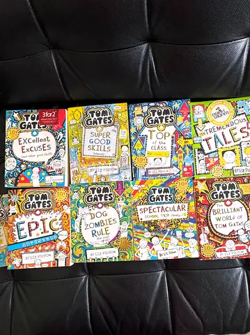23 Tom Gates books — 23 children’s fiction books by Liz Pichon